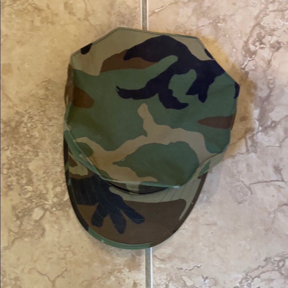 Military hat - Picture 2 of 3